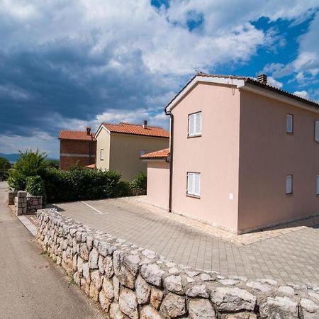Apartment Rose Malinska Exterior foto